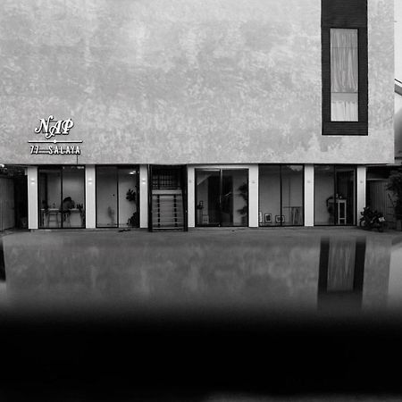 Hotel Nap77 Salaya Esterno foto